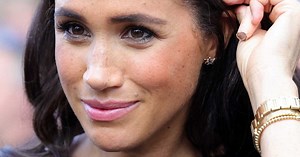 Meghan Markle méconnaissable : découvrez les clichés d’elle à l’adolescence avec les cheveux bouclés