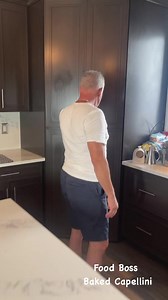 531K views · 10K reactions | Baked Capellini so easy and delish! 1 pound of capellini or thin spaghetti pasta, Cube ham, food boss garlic butter, heavy cream, red pepper flakes, use any type of cheeses - I used parmigiana reggiano, provolone, Asiago cheeses bake in oven for about 15 minutes and hit on broil for a minute for crisp! Try it | Food Boss | Facebook