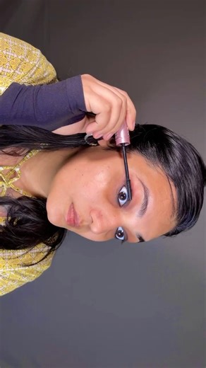 Eye makeup tutorial #shorts #makeup #makeuptutorial #beauty #makeuplook #eyemakeup #glowwithree