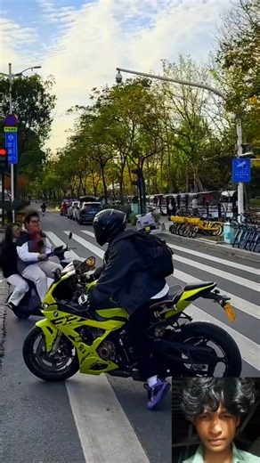 Bmw cute bike Rider🥵❤️#bike#shorts #shortvideo#shortfeed #trendingshorts #trending #rider#bmws1000rr