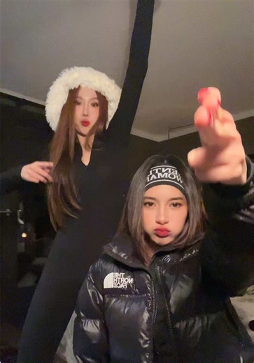 Fun Dance Moves with Jessie Natsiya