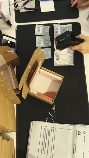 Efficient Jewelry Packing and Shipping Techniques