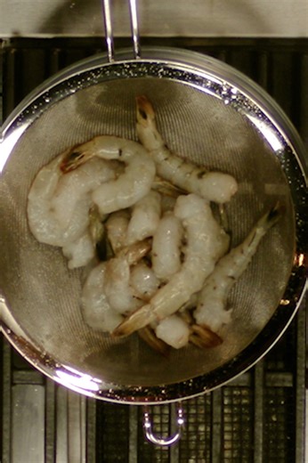 Quick homemade shrimp stock from shells