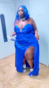 I don’t know… I was kinda cute or whatever. Serving big glam, big curves, and main character energy for the 2025 AVN Red Carpet. 💙Hair & wardrobe styled by: @beverlyblueentertainment 💄Makeup by: @danar_beauty #makeupartist #fashiontiktok #plussizefashion #chicagoMUA #DANARbeauty #BeverlyBlue #amazonfinds2025 #sheincurve #fashionnovacurve #bbwmodel #plussizemodel #dmvmodels #lasvegastiktok #avnawards2025 #redcarpetlooks #glamlooks | Beverly Blue