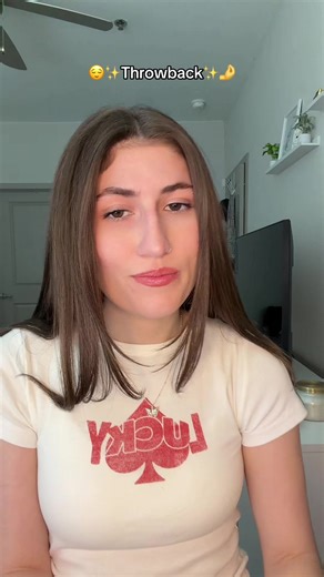 Channeling My Inner Lizzie McGuire: A Throwback Vibe