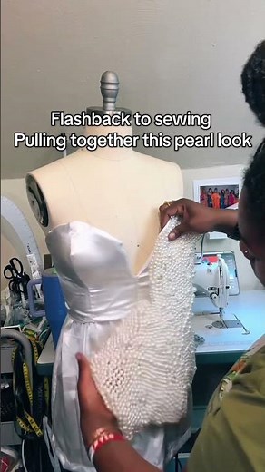 Hand sewing this applique #applique #handsewing #learntosew