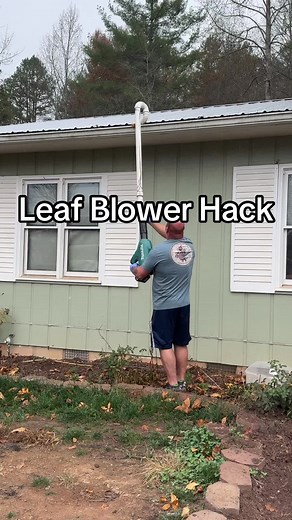 PVC leaf blower hack!! Super simple and easy to build!! #hack #lifehack #leaves #fall #leafblower #diy #pvc
