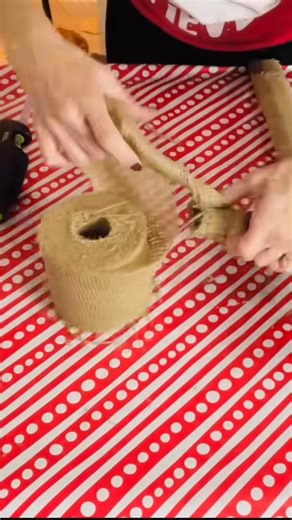 19K views · 199 reactions | Let’s create a cute and easy Dollar Tree Christmas cross — just cover a wire wreath form with burlap, add greenery and a bow for a festive, budget-friendly touch! ✝️ #DollarTreeDIY #fblifestyle | Olivia's Romantic Home DIY | Facebook