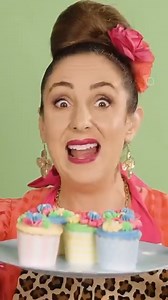 We simply cannot get enough of @suzellediy's piping and colourful icing hacks using our Stork White Baking Margarine. Perfect for bakers of any level, it guarantees stunning results every time. 🌟 #BakeLifeColourful #StorkWhiteBakingMargarine | Stork SA