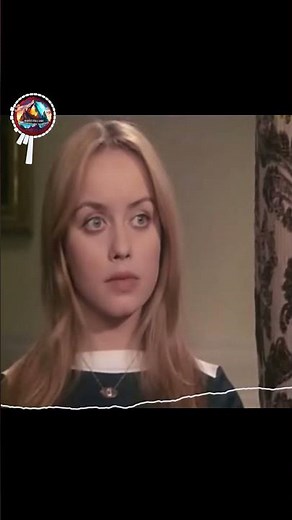 L'Affittacamere (1976) - Gloria Guida - Buongiorno, bella signora song - Scene 26