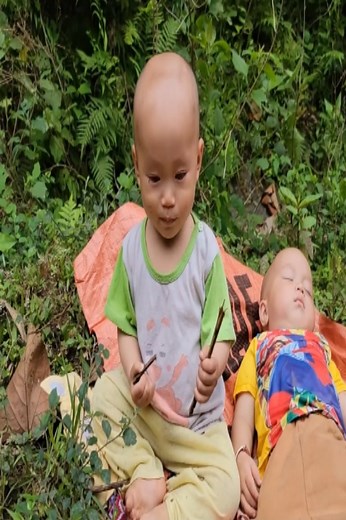 103K views · 979 reactions | part95 single mom try to make money to feed my two children | Videos Omega | Facebook