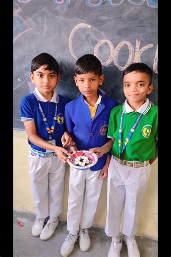 🔥 No Heat, All Flavor! Fireless Cooking Challenge! ​Our talented middle school students (Grades 3 to 8) showed off their culinary skills in the Fireless Cooking Competition! 🍽️ ​From instant desserts to creative snacks, the teams proved that you don't need a flame to create fantastic, safe, and healthy food. This activity emphasizes safety, teamwork, and the importance of practical life skills. ​We are amazed by the innovative dishes and the enthusiasm of our young chefs! Well done! 🌟 ​#Firel