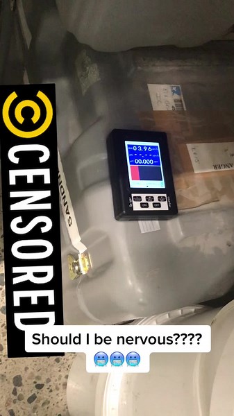 #radioactive #asmr #asmrsounds #nuclear #satisfying #scary #geiger #geigercounter #chernobyl ? #uranium ?