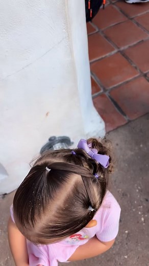 it was her first time getting pixie dust in her hair & it came out SO CUTE with this hairstyle!✨👧🏻 #mommylife #momlife #toddlermomlife #girlmom #toddlerhairideas #toddlerhair #simplehairstyles #quickandeasy #toddlerlifestyle | Amya Ortega