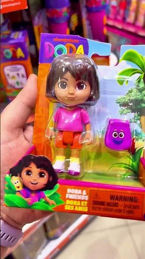 Dora and her backpack are going on an exciting adventure! #doratheexplorer #toys #dora #nickelodeon