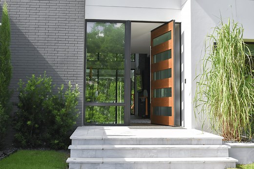 Vista Pivot - Impact Rated Pivot Doors | Euro-Wall
