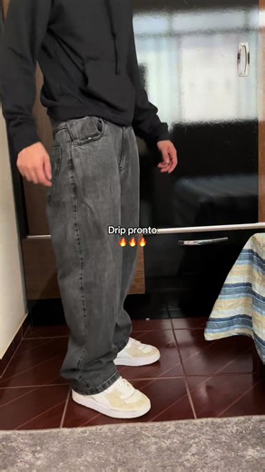 Looks com Calça Baggy: 10 Ideias de Outfit com Calça Jeans