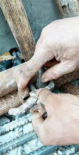 One type of iron key used for mechanical adjustment work