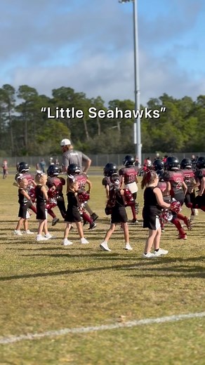Man, I’ve never experienced a Pee Wee Seahawk football game before, but I was invited out to set up and sell fried Oreos. and let me tell you, what an experience that turned out to be. I never expected to be hooting and hollering from inside the food truck, watching the little Seahawks dominate Blountstown.It wasn’t even the players that hit me the hardest, it was watching the coaches light up every time those kids made a big play or scored a touchdown. Coach Dale and the boys almost had me in t