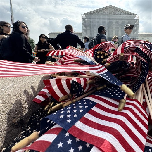 米最高裁、大統領令の全米差し止めを制限 出生地主義見直し巡り