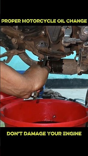 Engine Safe Oil Change ✅ Wrong Oil Engine Damage ❌ #bikerepair #MotorbikeUSA
