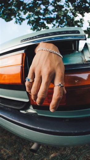 Tom Achilles on Instagram: "For @sue_the_boy with @kerryntombe 📸 might have to strictly shoot close & wide from now on #photographysetup #fisheye #lightroomediting #silverjewellery #setupvstheshot #fashionphotographers"