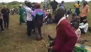 At least 700 people from Uganda and DRC, who are suffering from eye problems have thronged Warr Health center IV in Zombo District for free eye care services as part of the thanksgiving ceremony for Eye Specialist, Dr Amos Nyathirombo. The occasion is expected to be graced by President Museveni this weekend. So far, 50 patients underwent operations, over 170 diagnosed with advanced stages of eye defects while the rest of the patients were given normal treatment. #MonitorUpdates 📹Patrick Okaba |