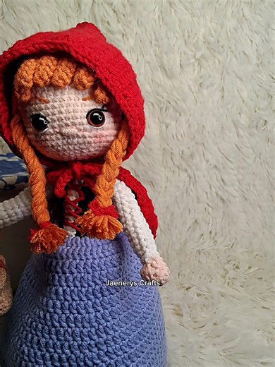 Red Riding Hood reversible Amigurumi