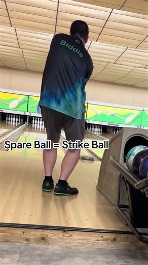Lanes got toasty Friday. Spare Ball came in clutch. Yes my 4 year old took this video. #fyp #twohandedbowling #bowling #bowlingtiktok #bowlingball