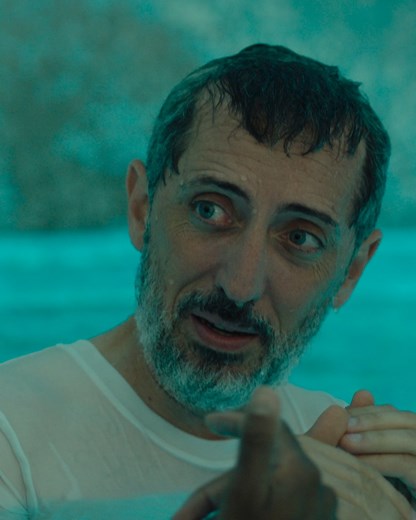 158K views · 1.1K reactions | Gad nous ouvre les portes de sa famille ! Reste un peu, un film de et avec Gad Elmaleh, le 16 novembre au cinéma. | AlloCiné | Facebook