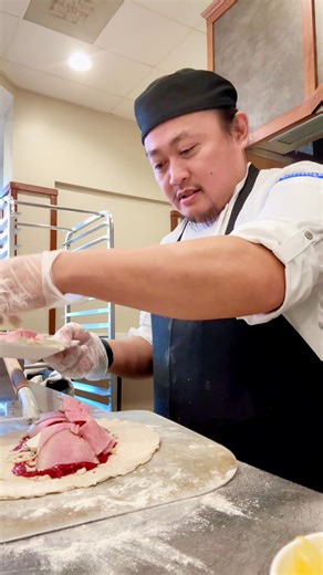 Ham and cheese calzone #food #foodie #chef #nocopyrightinfringementintendedmusicbelongstotherightfulowner | Zenas McHold