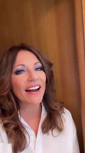 Today marks 20 years since I first released my first holiday album, ‘White Christmas’. The album is a compilation of songs that get me into the Christmas spirit and I hope they’ve become the soundtrack for traditions around the holiday season for you and your family the same way they have for mine.