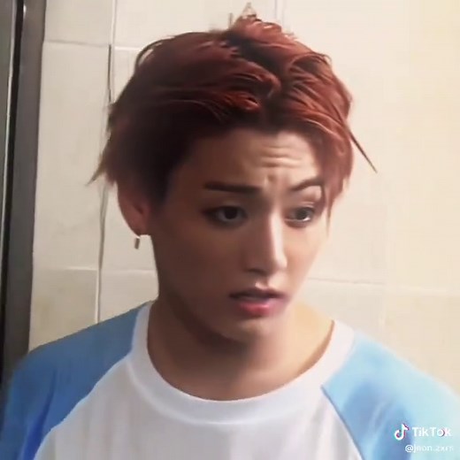 Jungkook's Stunning Performance of 'Falling'