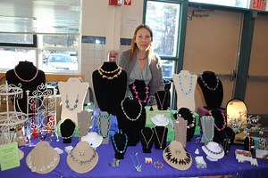 Holiday Craft Fair Supports LABBB Collaborative (PHOTOS)