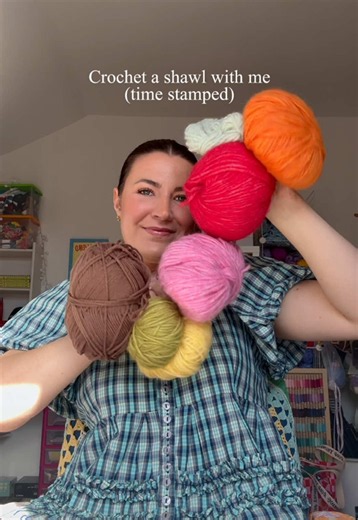 Watch it come alive! 🧶🌈 Pattern- Don’t settle Petal Multiway by me 💗 #crochettok #crochettiktok #realmdesigns #crochetpattern #crochetpattern
