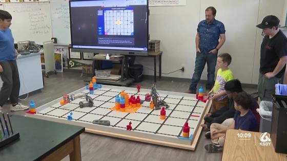 Elementary school robotics team advances to championships
