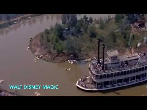 Complete aerial view of Disneyland in 1956