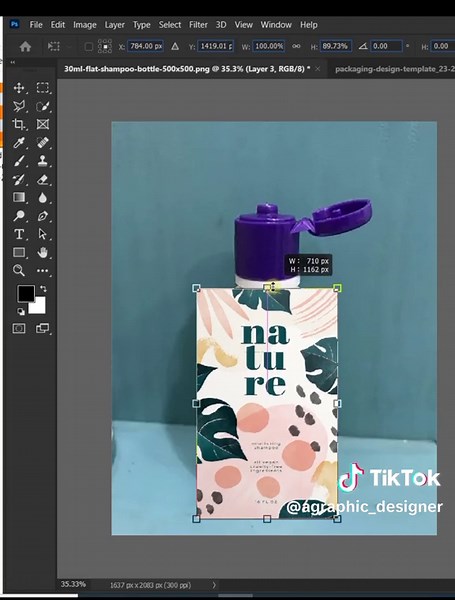 Cómo añadir etiquetas a botellas en Photoshop