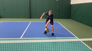 Dink techniques - Apex dink vs. short hop dink explained