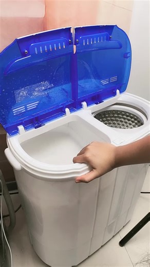 HODEKT Twin-Tubs Washing Machine: A Compact Solution