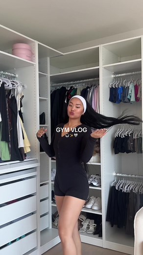 lil gym vlog 🎧 comment below “🖤” if you’re a real one and watched till the end! #gymvlog #workoutroutine #gymtok