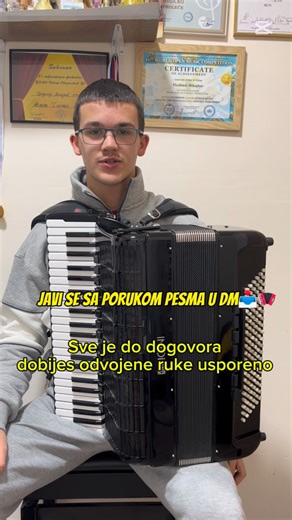 @vlada_accordion_tutorials on Instagram: "🎵 HARMONIKA TUTORIJALI PO TVOJOJ ŽELJI 🎵 Praviš greške u sviranju? Ne napreduješ kako želiš? Ili želiš tačno onu pesmu ili vežbu koju ti treba? 👉 Radim personalizovane video tutorijale ✔️ usporeno ✔️ odvojene ruke ✔️ detaljno objašnjeno ✔️ prilagođeno tvom nivou (početnik – napredni) 📩 Javi se u DM i napiši: – koju pesmu želiš – ili koju tehniku hoćeš da popraviš 🎁 Uz svaki tutorial – korisni saveti za brži napredak #harmonika #goviral #music #accor