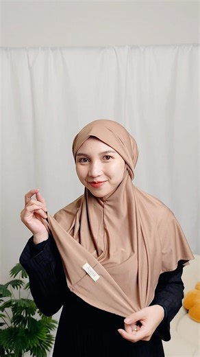 Get ready with me using Alena The Label 🤍Bergo malay andalan ✨#alenathelabel #hijabstyle #ootdhijab