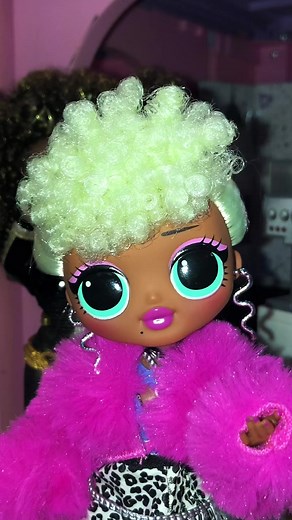 ive got an omg replacement coming soon in the mail & i’m really excited 😭 it was about time #lolomgdolls #october (credits to dollmegaverse)