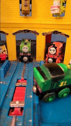Oliver Down the Turntable | Oliver Owns Up Crash Remake