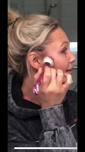 Self Tanner Contouring Tutorial for Perfect Makeup | Huda Beauty