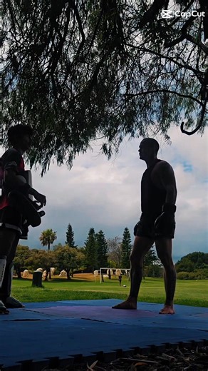 5.9K views · 35 reactions | Muay Thai Relax สบายๆ﫡壘 #muaythai #KruTy #มวยไทย | Teerawat Hoysang | Facebook