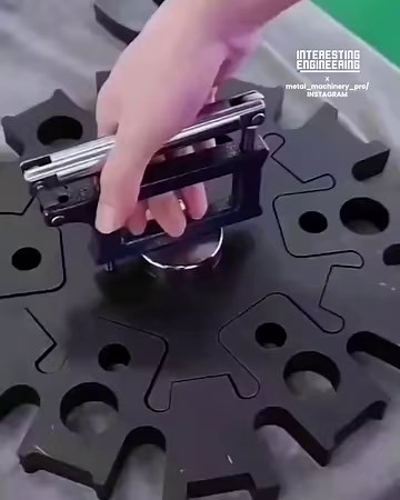 1.5M views · 3.1K reactions | Magnetic lifting tool ensures safe, precise metal handling in industrial applications. ️: Instagram/ metal_machinery_pro | Interesting Engineering | Facebook