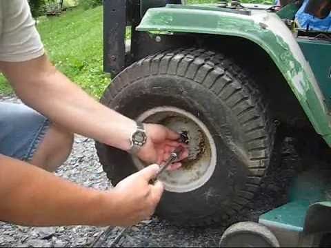 How to remove tire from rim
