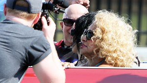Springsteen, Letterman, Asbury star in Darlene Love video